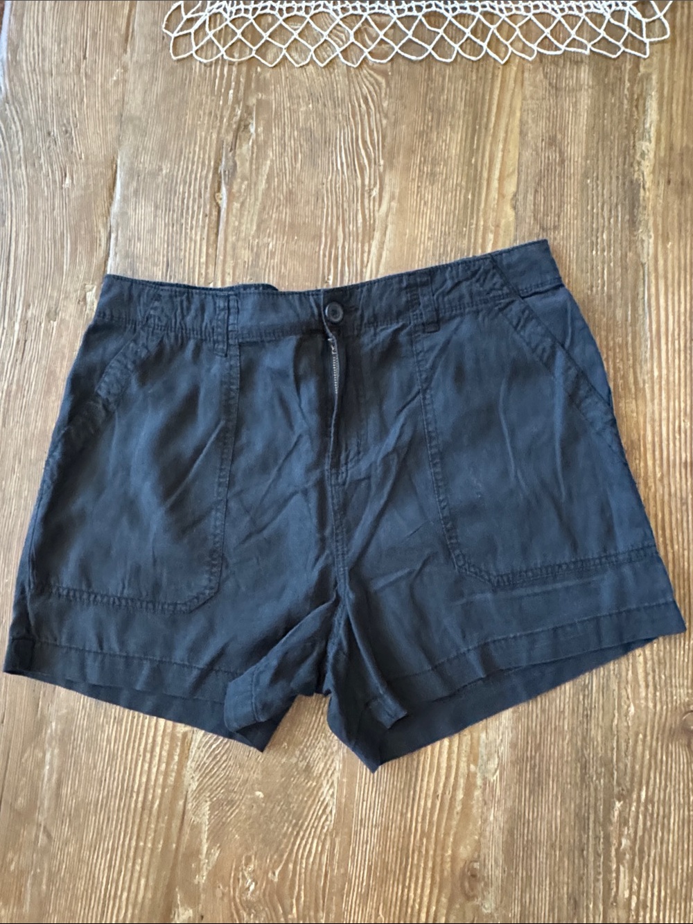 High-Waist charcoal black Women's Shorts with Front Pockets